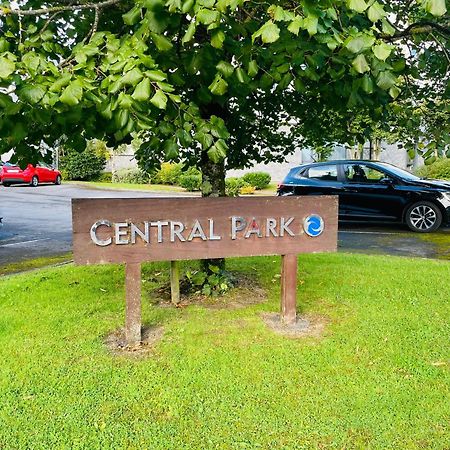 A Room In Central Park Apts Carrick on Shannon Eksteriør bilde