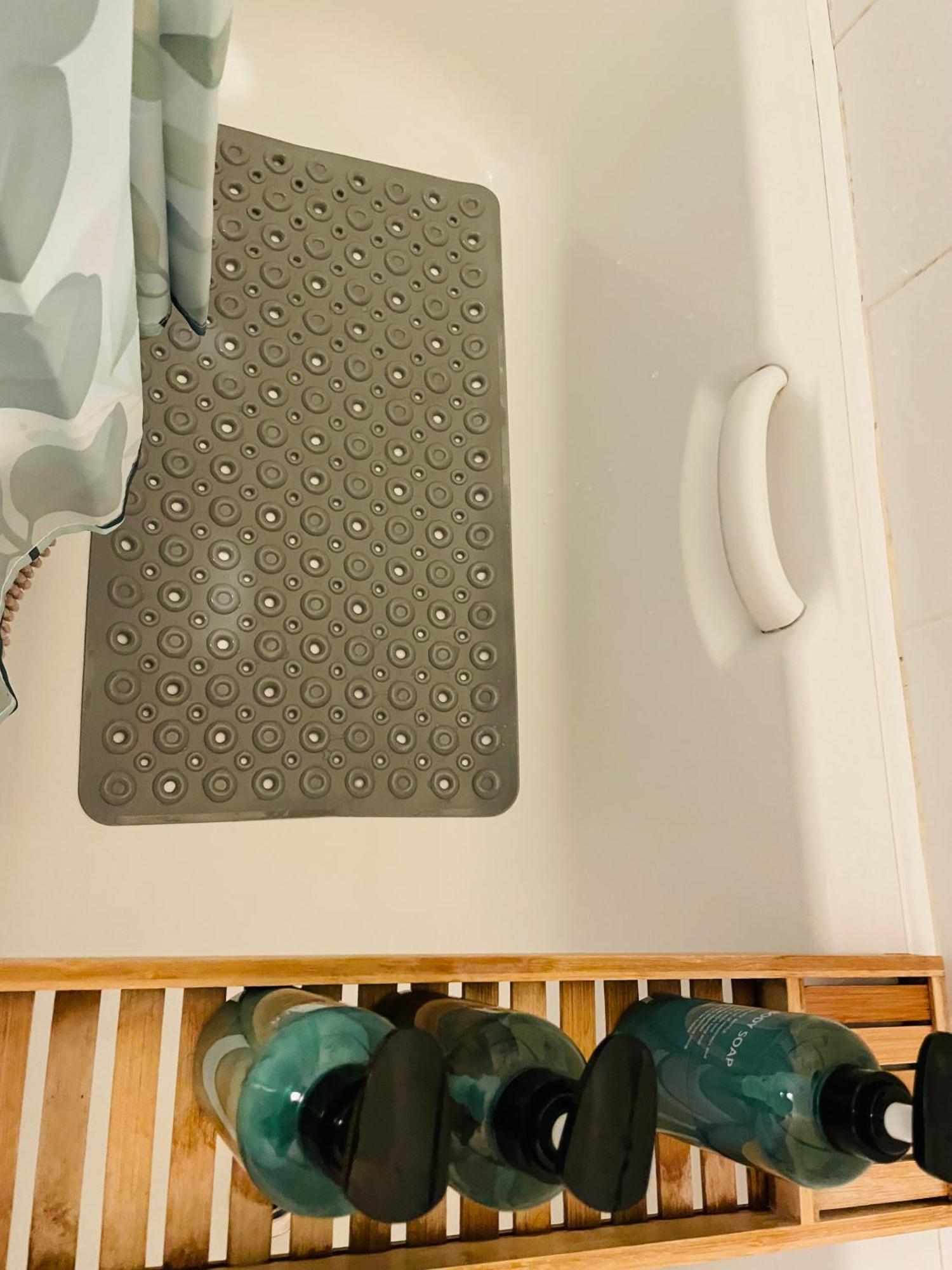 A Room In Central Park Apts Carrick on Shannon Eksteriør bilde