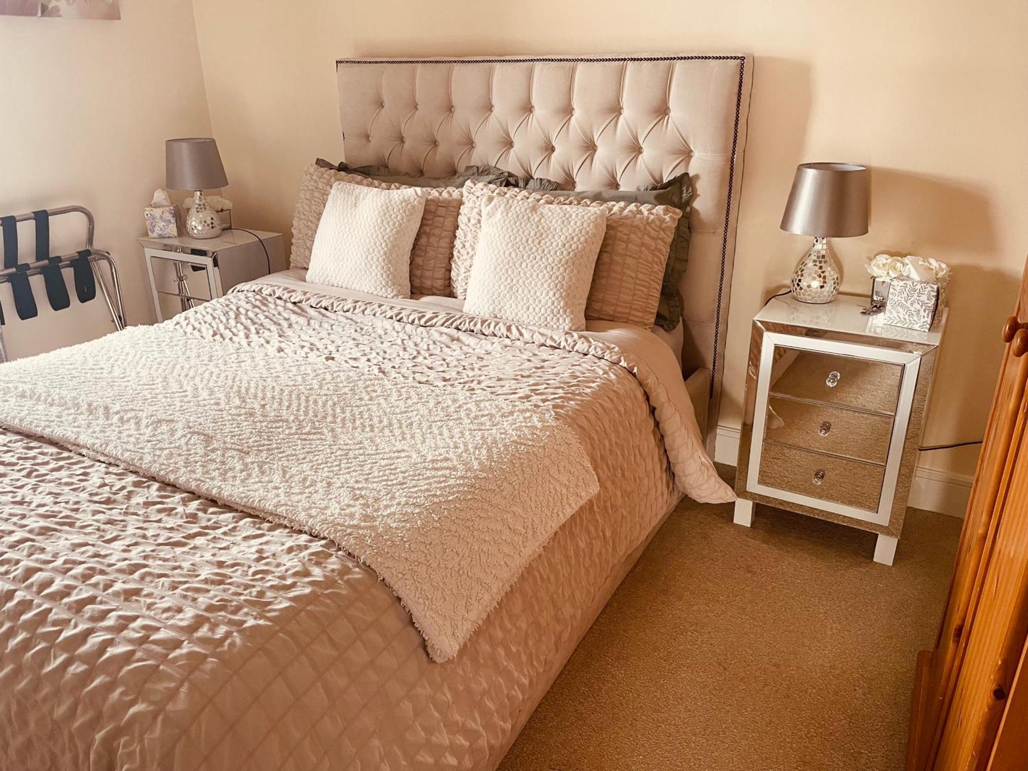 A Room In Central Park Apts Carrick on Shannon Eksteriør bilde